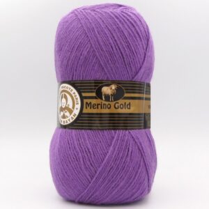 Пряжа Madame Tricote Merino Gold 059 фиолетовый