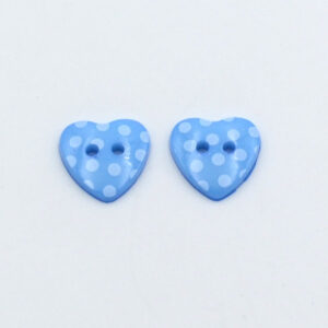 Пуговица пластиковая 15×14 мм сердце голубое в горошек